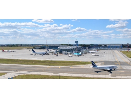 Aeroportul Otopeni a instalat patru noi porți de îmbarcare, pentru a reduce aglomerația la orele de vârf
