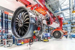 Producătorul francez de componente pentru avioane Safran va prelua Zodiac Aerospace pentru 8,5 miliarde euro. Compania rezultată va fi al treilea mare jucător mondial 