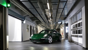 FOTO Porsche a produs modelul 911 cu numărul 1 milion, care va rămâne în muzeu. 700.000 de mașini se află încă pe șoselele lumii