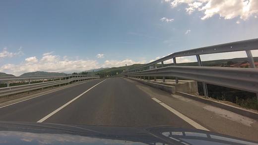 CNAIR a impus restricții de circulație pentru mașinile mai mari de 7,5 tone, în județele aflate sub cod portocaliu de caniculă