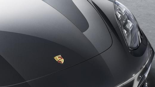 Procuratura din Stuttgart investighează angajați ai Porsche și Bosch pentru emisiile automobilelor diesel