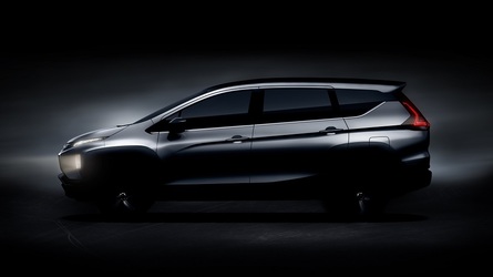 FOTO Mitsubishi lansează un nou crossover, o combinație între un MPV și un SUV