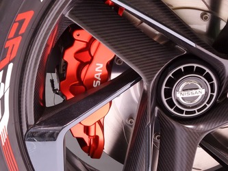 Nissan suspendă producția în toate fabricile din Japonia