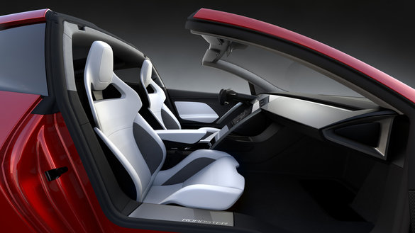 FOTO Elon Musk promite investitorilor că în 2020 va lansa o nouă generație Roadster, cu 1000 km autonomie, și cere un avans de 50.000 de dolari viitorilor clienți