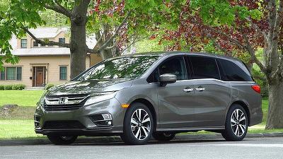 Honda cheamă înapoi în service 900.000 de automobile
