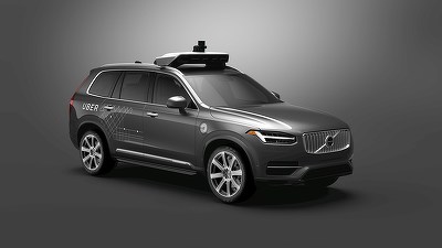 Uber cumpără 24.000 de mașini de la Volvo pentru o flotă de "taxiuri" fără șofer