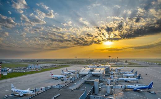 Aeroporturi București a finalizat reparațiile la pista numărul 1 a aeroportului Henri Coandă