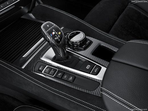 BMW Group vinde cele 49% din acțiunile dintr-un joint-venture încheiat cu SGL Carbon, dar păstrează acțiunile la compania parteneră