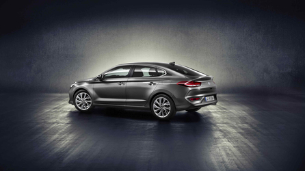 Hyundai anunță prețurile pentru  i30 Fastback în România, cu un discount de peste 4.000 de euro