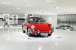 FOTO Porsche expune în premieră cel mai vechi 911 din colecția muzeului mărcii, găsit într-un hambar acum trei ani