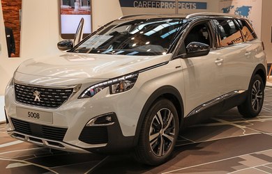 Noile SUV-uri Peugeot 5008 și Skoda Kodiaq au detronat liderul Nissan X-Trail, în clasa medie