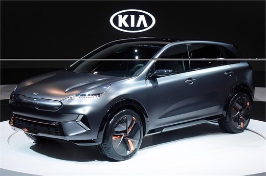 FOTO Kia a prezentat Niro EV Concept, un vehicul electric cu autonomie de 380 km