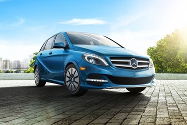 Mercedes Benz nu renunță la modelul compact B Class, dar ar putea să-l înlocuiască cu un SUV
