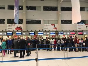 Tarom mută toate ghișeele din aeroportul Henri Coandă în noul terminal