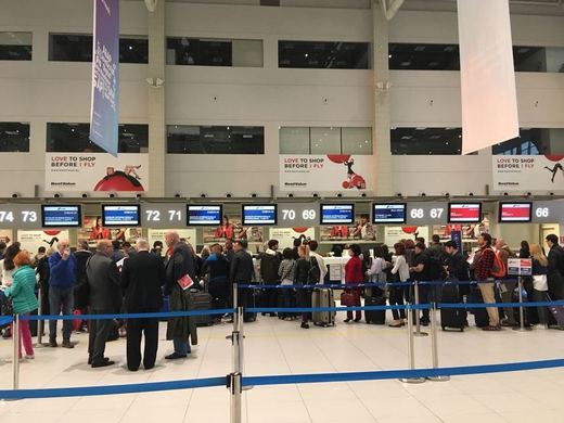 Tarom mută toate ghișeele din aeroportul Henri Coandă în noul terminal