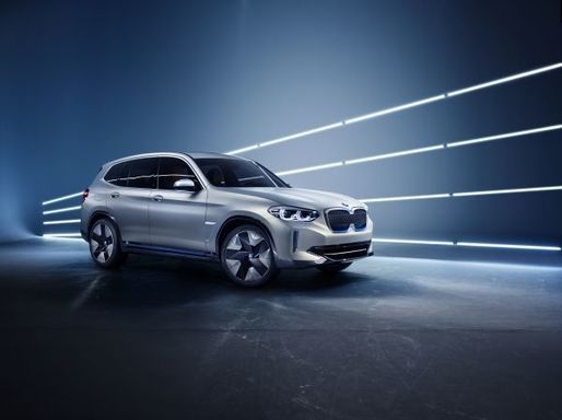 FOTO BMW Concept iX3, prezentat la Beijnig ca un studiu pentru viitorul SUV electric, ce va fi produs în China