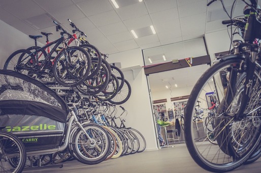 Poliția belgiană a destructurat o rețea care vindea în România biciclete de lux furate