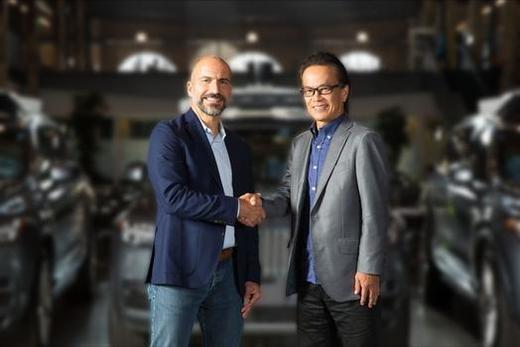 Toyota va investi 500 milioane de dolari în Uber pentru a dezvolta împreună mașini autonome