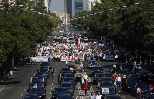 Mii de șoferi ai Uber și Cabify au protestat la Madrid față de planurile de înăsprire a legislației
