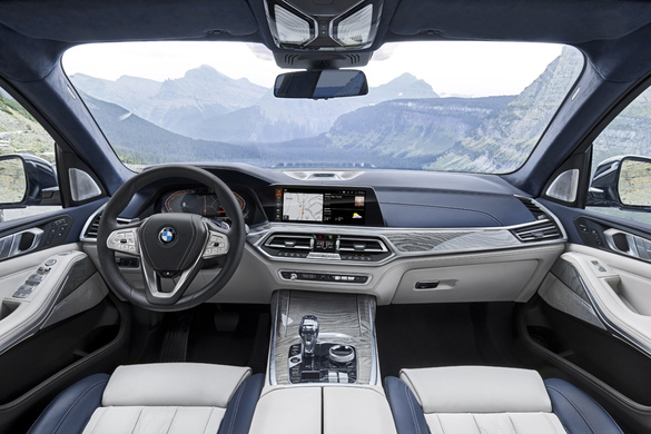 VIDEO & FOTO BMW lansează cel mai mare SUV construit vreodată. Primele imagini și informații cu noul X7