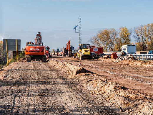 Guvernul britanic majorează cu 44% finanțarea pentru investițiile în infrastructura rutieră