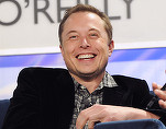 FOTO Elon Musk susține că a renunțat la toate titlurile pe care le avea la Tesla și a devenit \