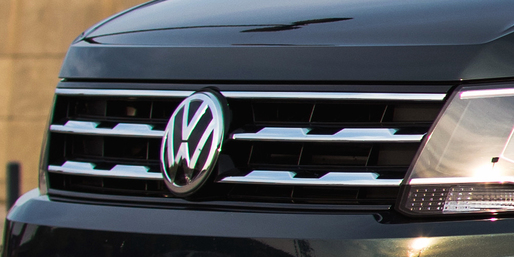 FOTO Volkswagen va lansa un pick-up compact, derivat din Tiguan, la Salonul Auto din Brazilia