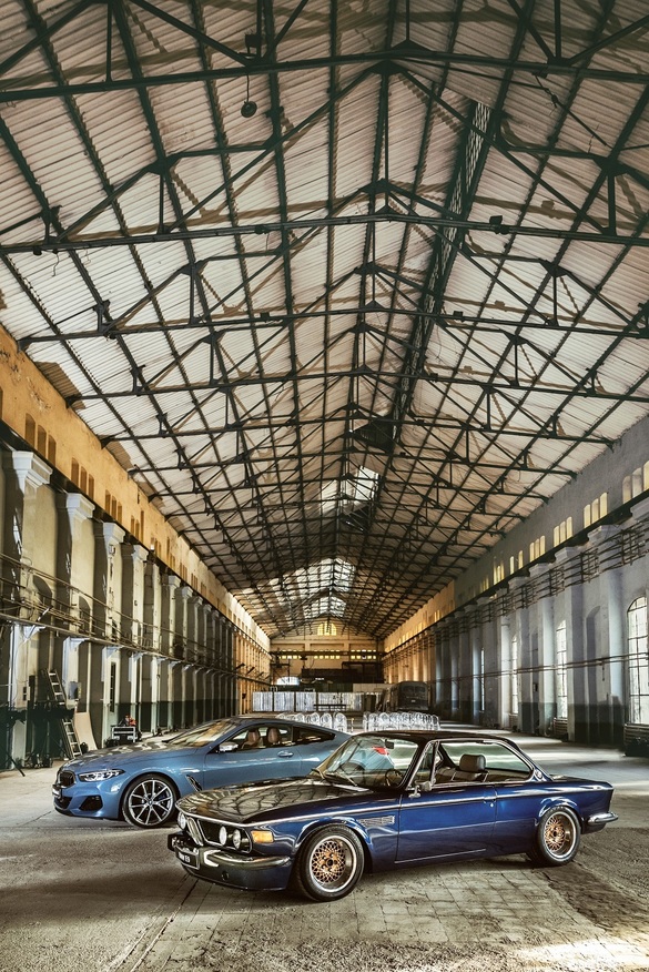 FOTO BMW Serie 8 Coupe, prezentat în premieră în România, alături de mașina lui Valentin Ceaușescu. Ce preț va avea