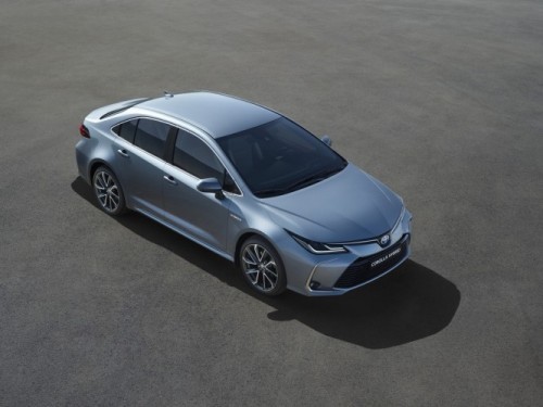FOTO Toyota a lansat a 12-a generație a sedanului Corolla, prima fără motor diesel după 40 de ani