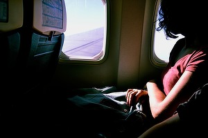 Numărul pasagerilor afectați de întârzieri ale curselor aeriene s-a dublat în ultimii 5 ani