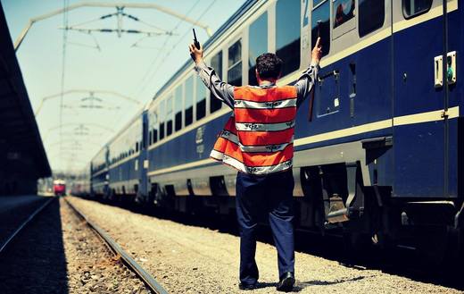 VIDEO Campanie de conștientizare CFR: "Selfie-ul pe tren ucide!