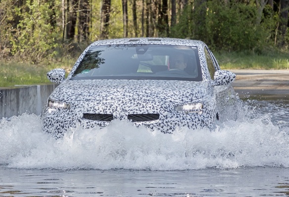 VIDEO & FOTO Noua Opel Corsa camuflată. Noua generație nu va mai fi fabricată în Germania