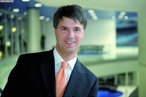Șeful BMW exclude preluarea unei participații în Daimler pentru extinderea cooperării între producătorii auto