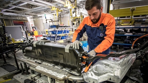 Volvo a semnat contracte „de multe miliarde de dolari” cu CATL și LG Chem pentru furnizarea de baterii