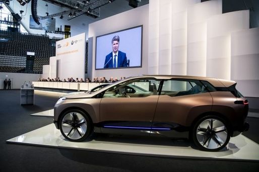 BMW confirmă 4 lansări de mașini electrice în următorii doi ani