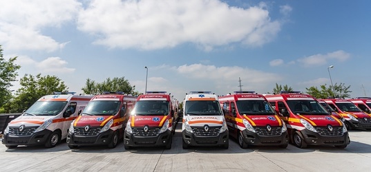 FOTO IGSU a primit 122 de ambulanțe Renault Master