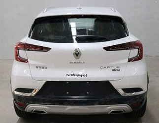 FOTO SPION Renault Captur: noua generație a SUV-ului a fost fotografiată fără camuflaj