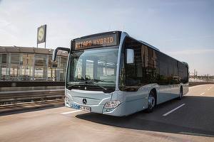 GALERIE FOTO Bucureștenii vor circula cu autobuze hibrid Mercedes-Benz