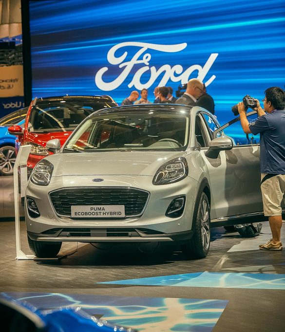 VIDEO & FOTO Salonul Auto de la Frankfurt: Ford Puma Titanium X, primul automobil hibrid fabricat în România, prezentat în premieră