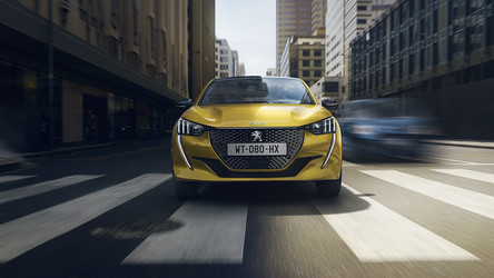 Peugeot ar putea crește producția noului 208 electric, datorită cererii foarte mari