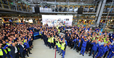 FOTO Ford a lansat producția SUV-ului Puma, la Craiova, primul automobil hibrid din România
