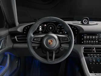 Porsche: creștere a veniturilor și profitului, după 9 luni, în pofida amenzii din scandalul diesel