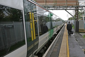 Atenție! Dacă urcați în tren sau autobuz, înseamnă că încheiați un contract cu firma de transport chiar fără să aveți bilet