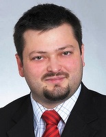 Românul Ciprian Suta - recrutat de General Motors de la cel mai mare producător auto din Marea Britanie