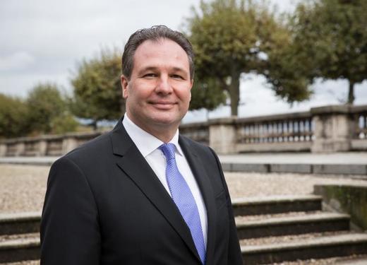Radu Dinescu, Secretar General UNTRR - ales Președinte al Uniunii Internaționale a Transporturilor Rutiere 