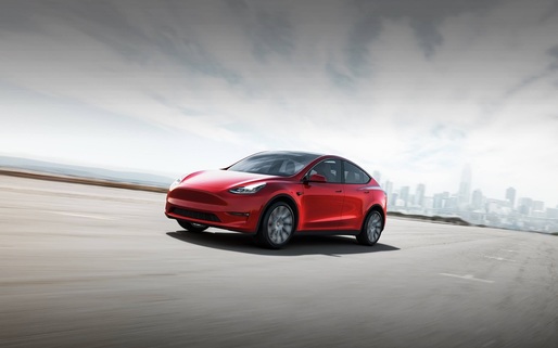VIDEO În pași de dans, Musk anunță oficial lansarea programului pentru Tesla Model Y în China 