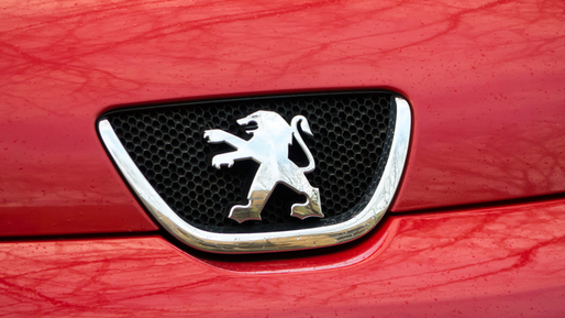 Familia Peugeot vrea să-și majoreze rapid participația deținută la PSA-Fiat Chrysler