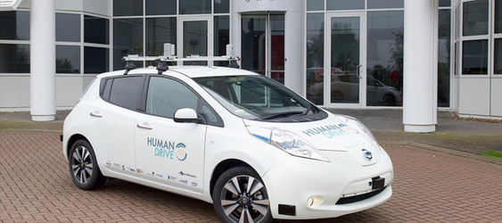 VIDEO Un automobil Nissan Leaf fără șofer a parcurs 370 km pe șosele normale, în plin trafic, în Marea Britanie