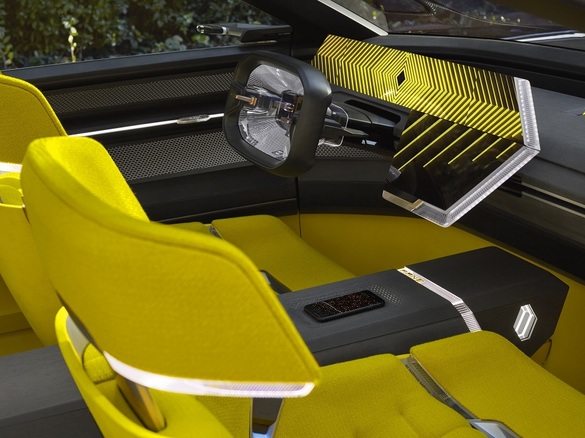 VIDEO & FOTO Renault a prezentat Morphoz - mașina care se lungește în funcție de nevoile proprietarului