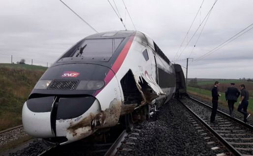 VIDEO Un TGV Strasbourg-Paris deraiază la nord de Strasbourg; 21 de răniți, între care unul grav